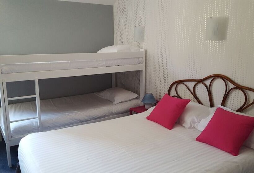 اتاق استاندارد چهار تخته, Logis Hôtel Ariane