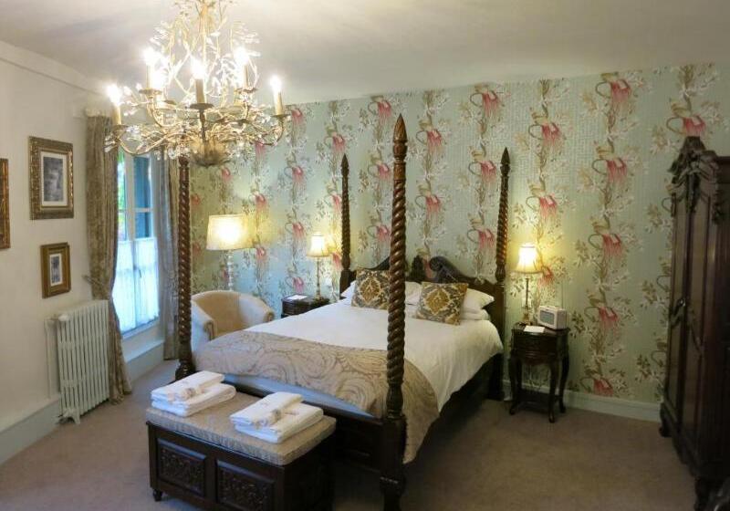 Четырехместный Номер Стандарт, Logis Hotel De France