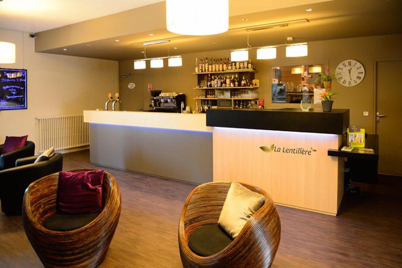 Номер Стандарт, Logis La Lentillere  Restaurant Cote Parc