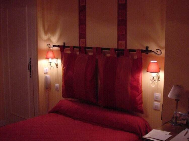 Номер Стандарт, Hôtel Les Pyrénées