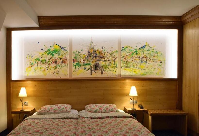 Номер Стандарт, Auberge Ramstein