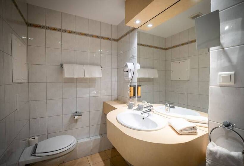 Номер Superior, Logis Hôtel De La Tour