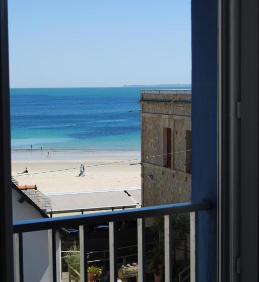 اتاق استاندارد با چشم‌انداز دریا, Hôtel Des Druides