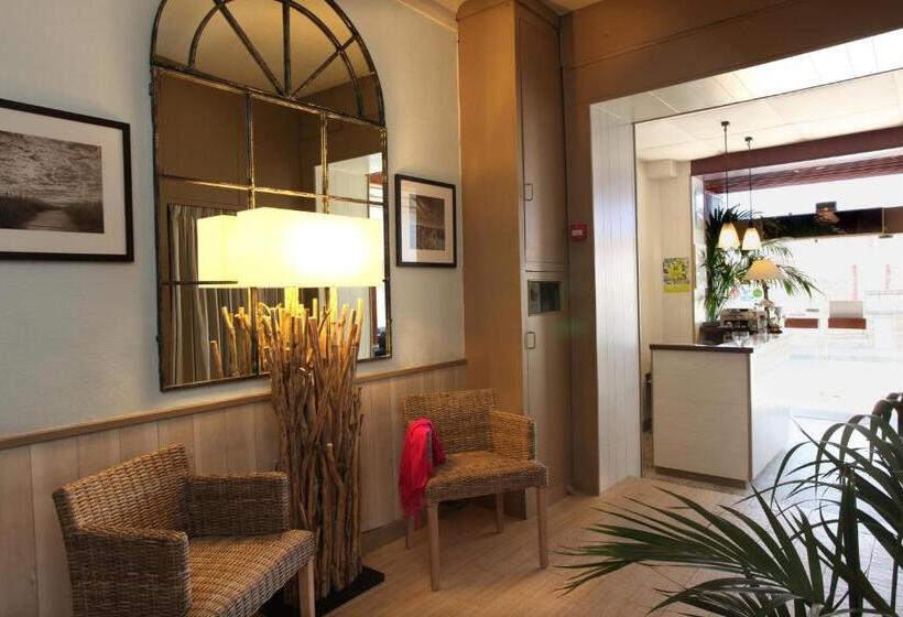 اتاق خانوادگی, Hôtel Des Druides