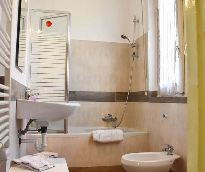 Студия Стандарт, B&b Via Roma