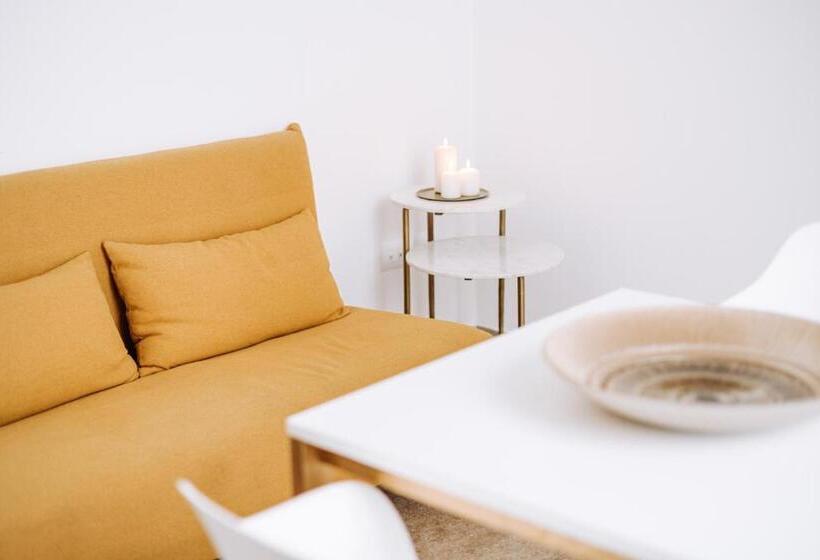 Люкс Вид на Город, Suite1212  Pirrelli