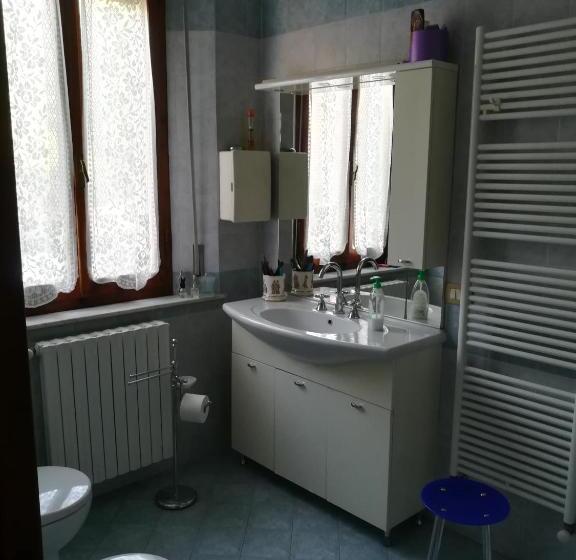 غرفة قياسية سرير كينج, La Pineta