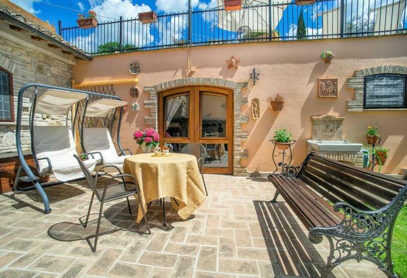 آپارتمان 1 خوابه با چشم‌انداز باغ, L Agrifoglio Di Assisi Residenza Di Campagna