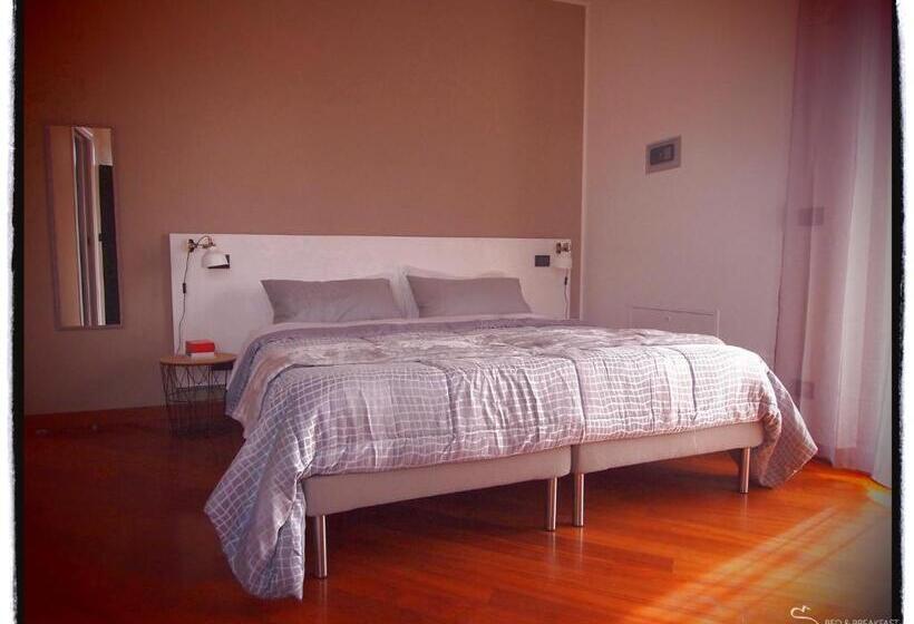 Номер Стандарт с Балконом, B&b Susanna