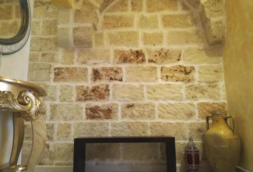 디럭스 룸, Borgo Salentino