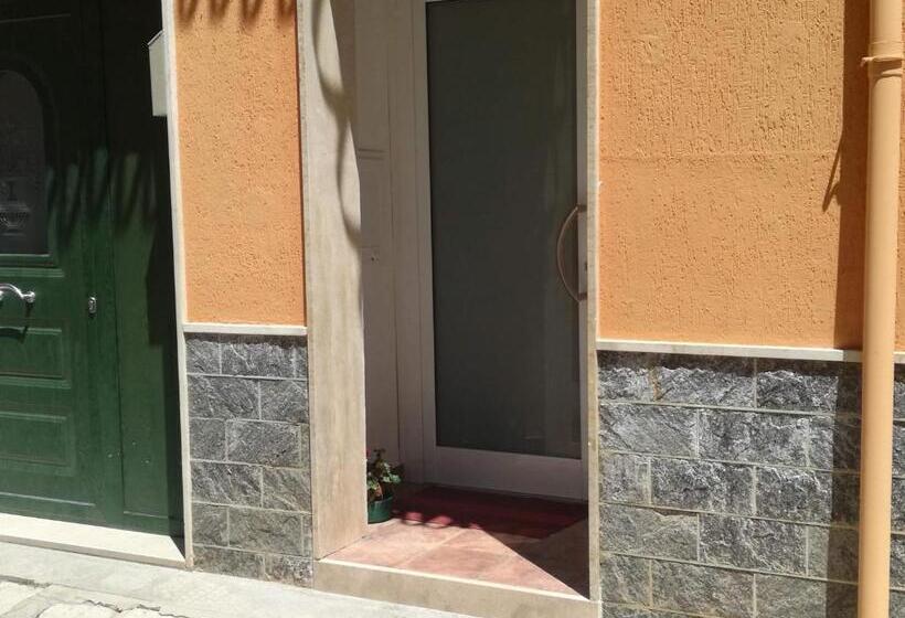 디럭스 룸, Borgo Salentino