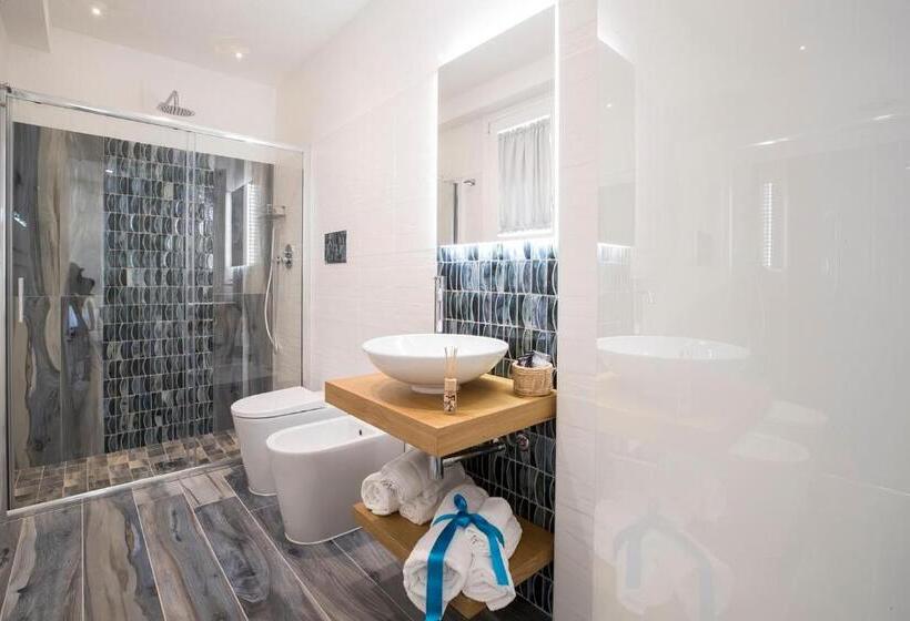 اتاق لوکس چهار تخته, Il Mare Dentro Rooms
