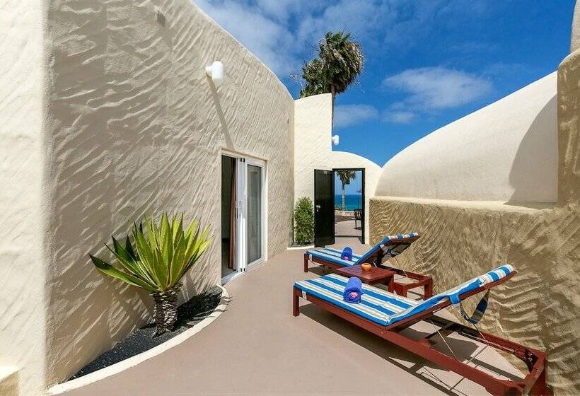 小型豪华套房, Livvo Risco Del Gato Suites