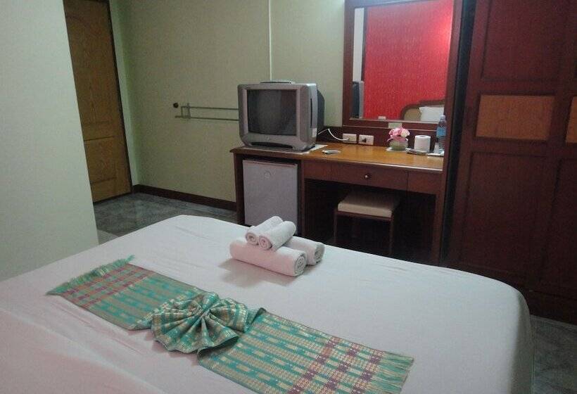 디럭스 룸, Thepparat Lodge Krabi