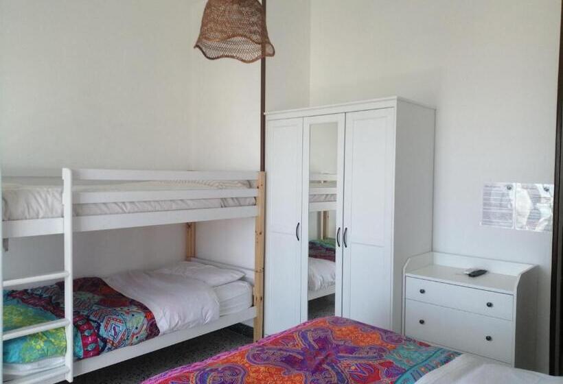 Четырехместный Номер Стандарт, B&b Galletto