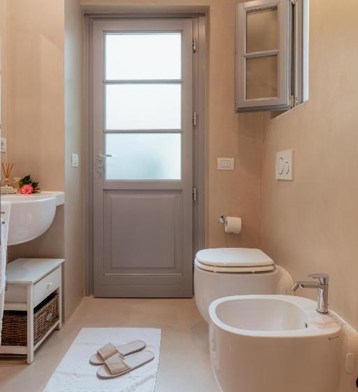 اتاق استاندارد با چشم‌انداز باغ, Il Cortile Di Elisa & Our Flats