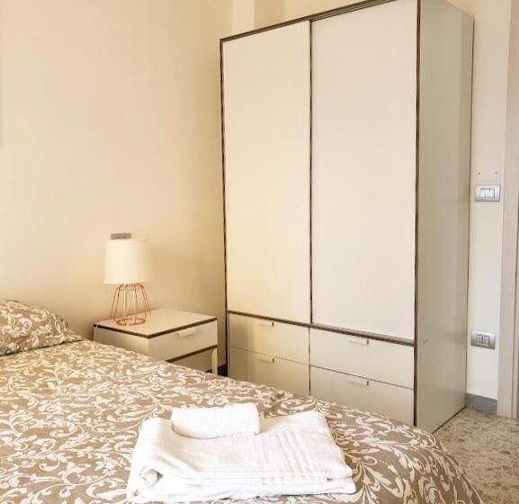 Standard room with outdoor bath, Dimora Prezioso   Affitti Brevi Italia