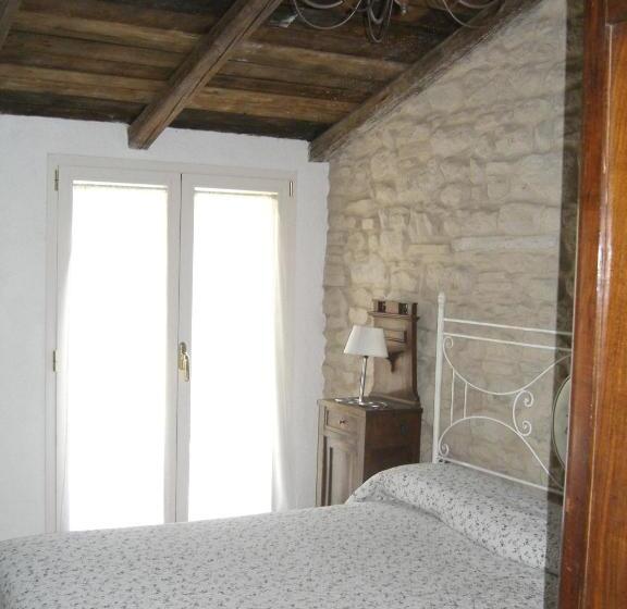اتاق استاندارد چهار تخته, Agriturismo Piccola Raieda