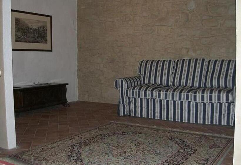 اتاق استاندارد چهار تخته, Agriturismo Piccola Raieda