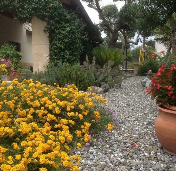 חדר משפחתי, Casa Delle Rondini