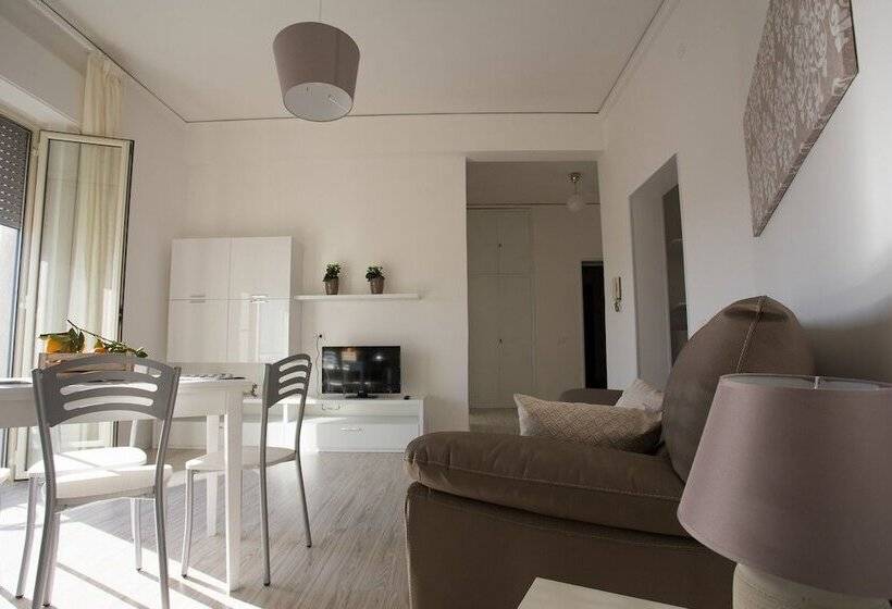Апартаменты 2 Спальни Вид на Море, Aria Di Mare B&b