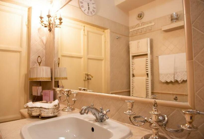 Номер Стандарт с Балконом, Casa Isabella B&b
