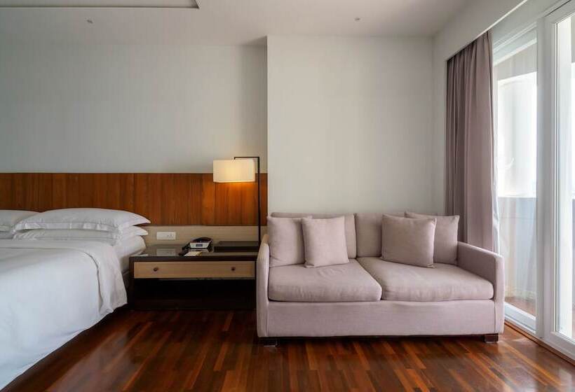 חדר פרמיום נוף לים, Hilton Hua Hin Resort & Spa