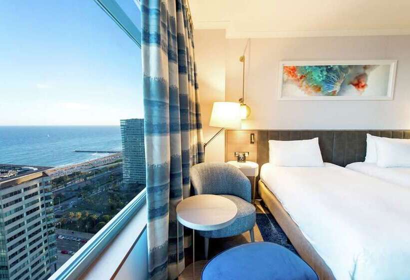 חדר אקזקיוטיב נוף לים, Hilton Hua Hin Resort & Spa