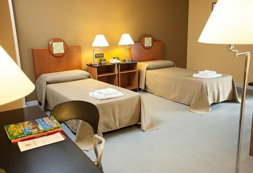 Номер Стандарт, Albergo Athenaeum
