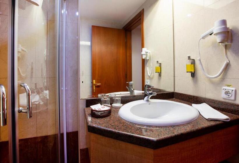 اتاق استاندارد, Duke Romana City Center
