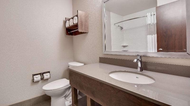 سوییت لوکس, Grand Hotel Cavour