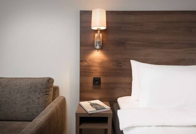 Семейный Номер, Park Inn By Radisson Oslo Airport Hotel West