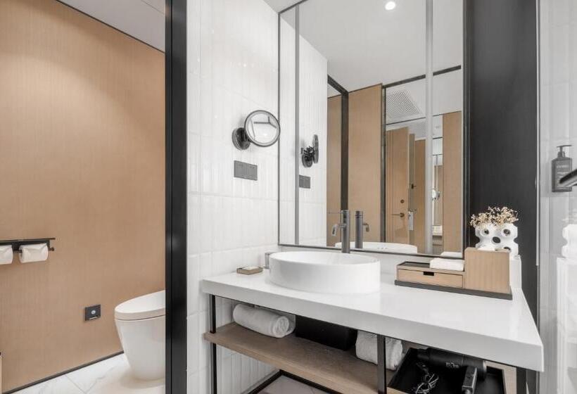 Номер Deluxe Кровать Кинг, Sheraton Chengdu Lido