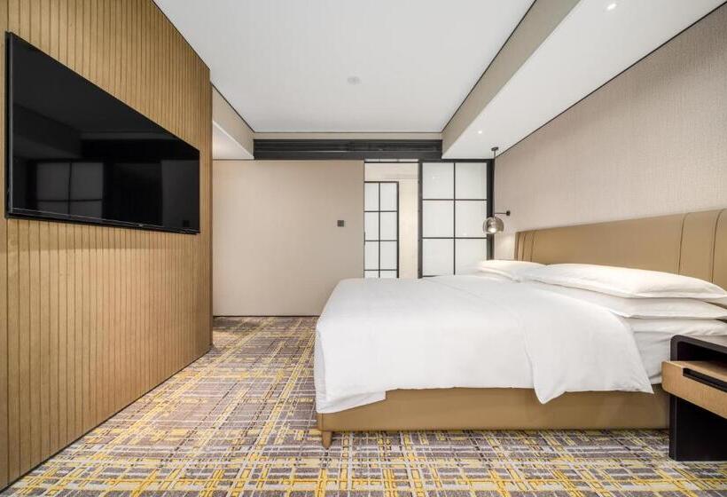 Люкс Superior, Sheraton Chengdu Lido