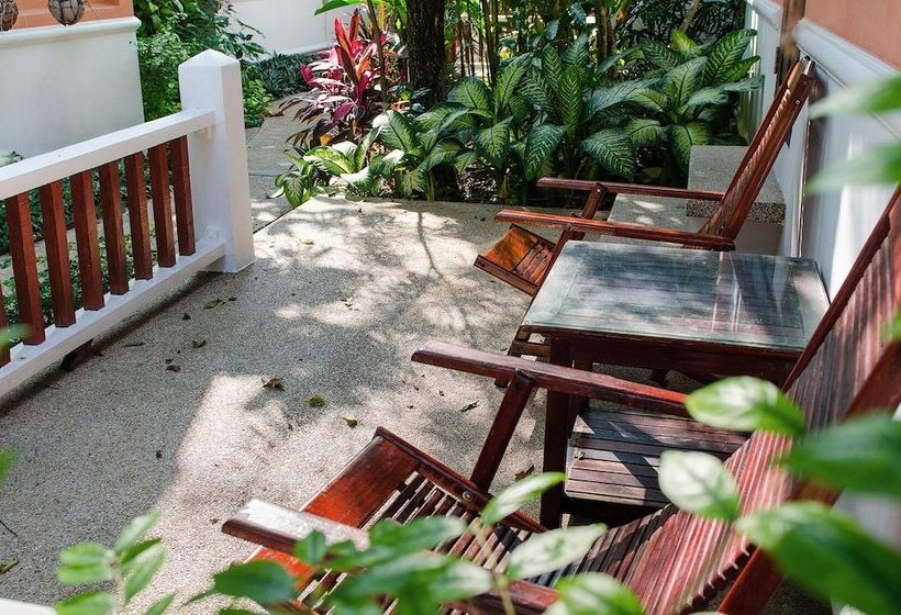 اتاق خانوادگی, Lawana Resort