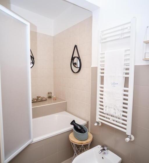 اتاق پریمیوم چهارنفره, Welcome Ostuni B&b