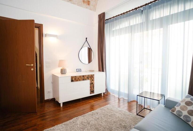 اتاق پریمیوم چهارنفره, Welcome Ostuni B&b
