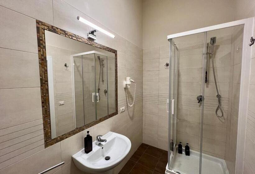 اتاق استاندارد سه نفره, Be Your Home   Guest House Fuori Dal Porto