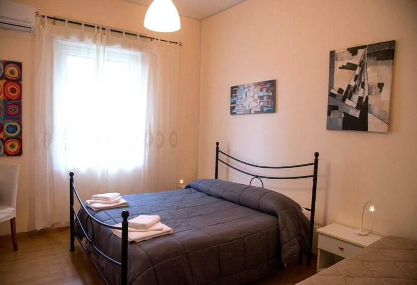 اتاق لوکس, B&b Caffelletto  Papardo