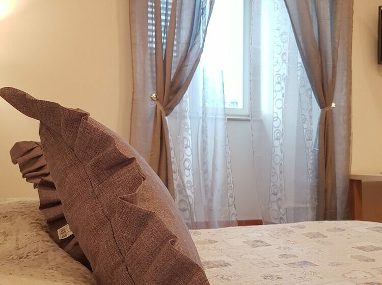 اتاق استاندارد چهار تخته, Le Perle D Italia