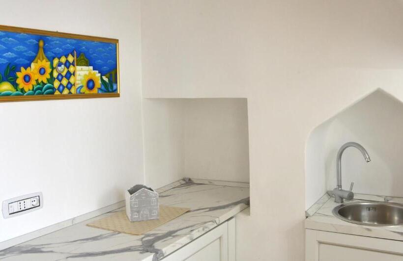 استودیوی استاندارد, Casa Baldassarre