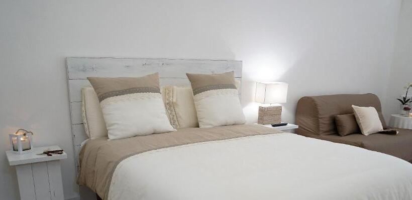 Четырехместный Номер Стандарт Вид на Сад, Femily B&b Bed And Breakfast Di Puglia In   Bari