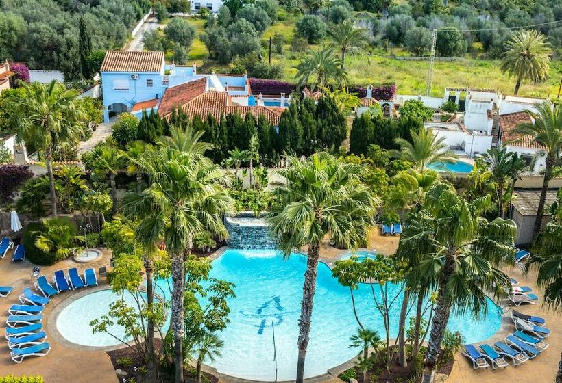 Номер Стандарт Вид на Бассейн, Albir Playa Hotel & Spa