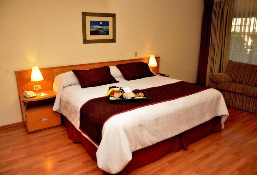 수피리어 스위트, Armon Suites