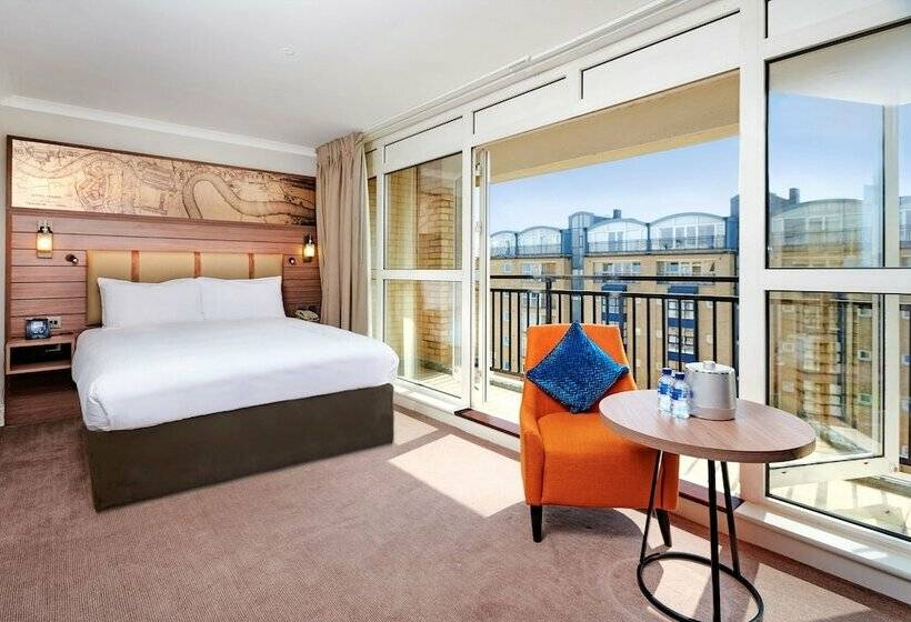 Номер Deluxe, Doubletree By Hilton  London  Docklands Riverside