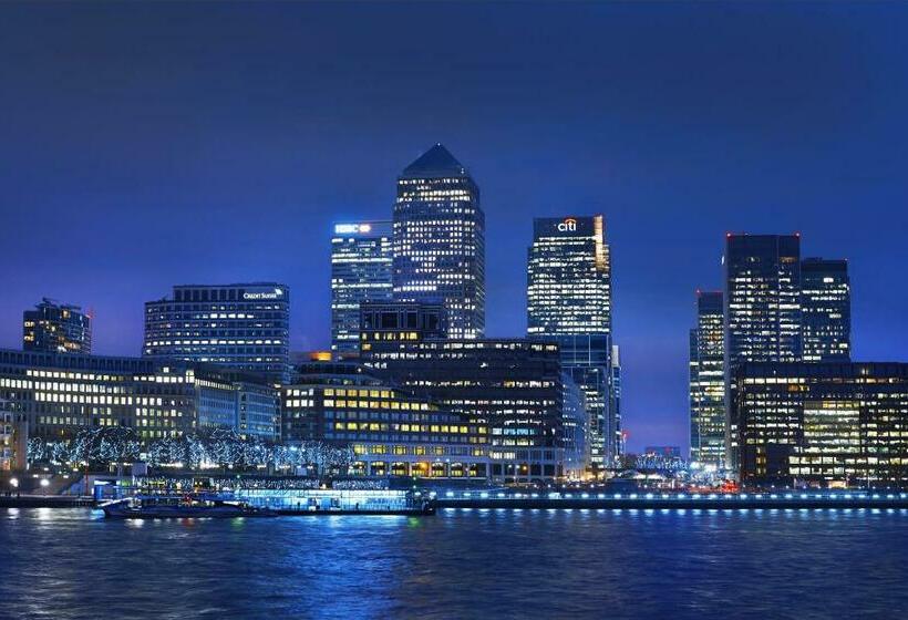 Люкс 2 Спальни, Doubletree By Hilton  London  Docklands Riverside