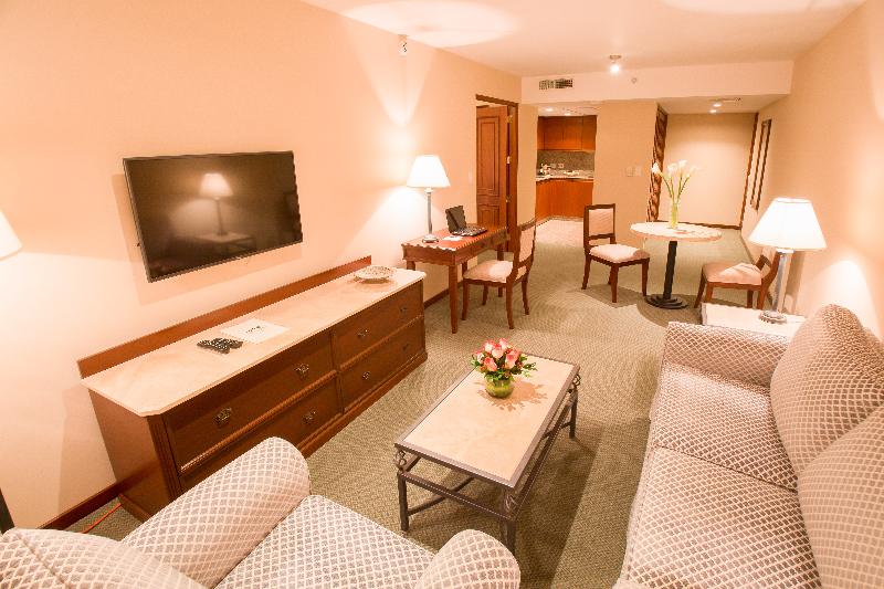 سوییت اجرایی, Los Tallanes Hotel & Suites