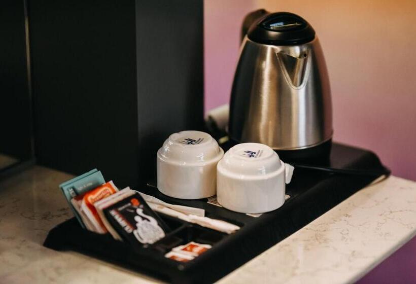 سوییت جونیور, Shg Hotel Antonella