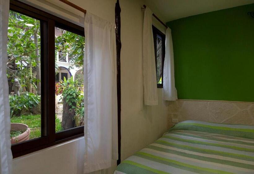 بانگلوی استاندارد, Amar Inn