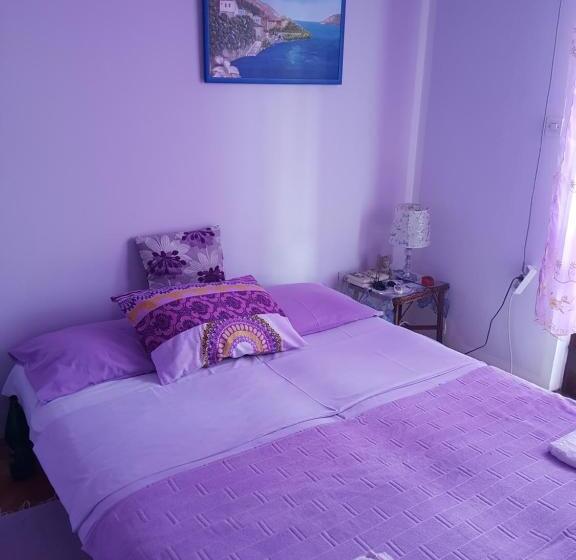 اتاق استاندارد چهار تخته, Guest House Cinderella